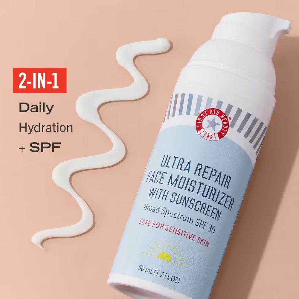 FIRST AID BEAUTY || Ultra Repair Face Moisturizer with SPF 30 [2-in-1] ⭐️NIB⭐️